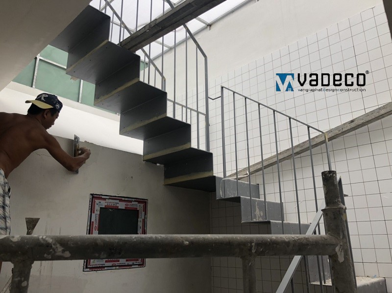Hình ảnh thi công cầu thang 5